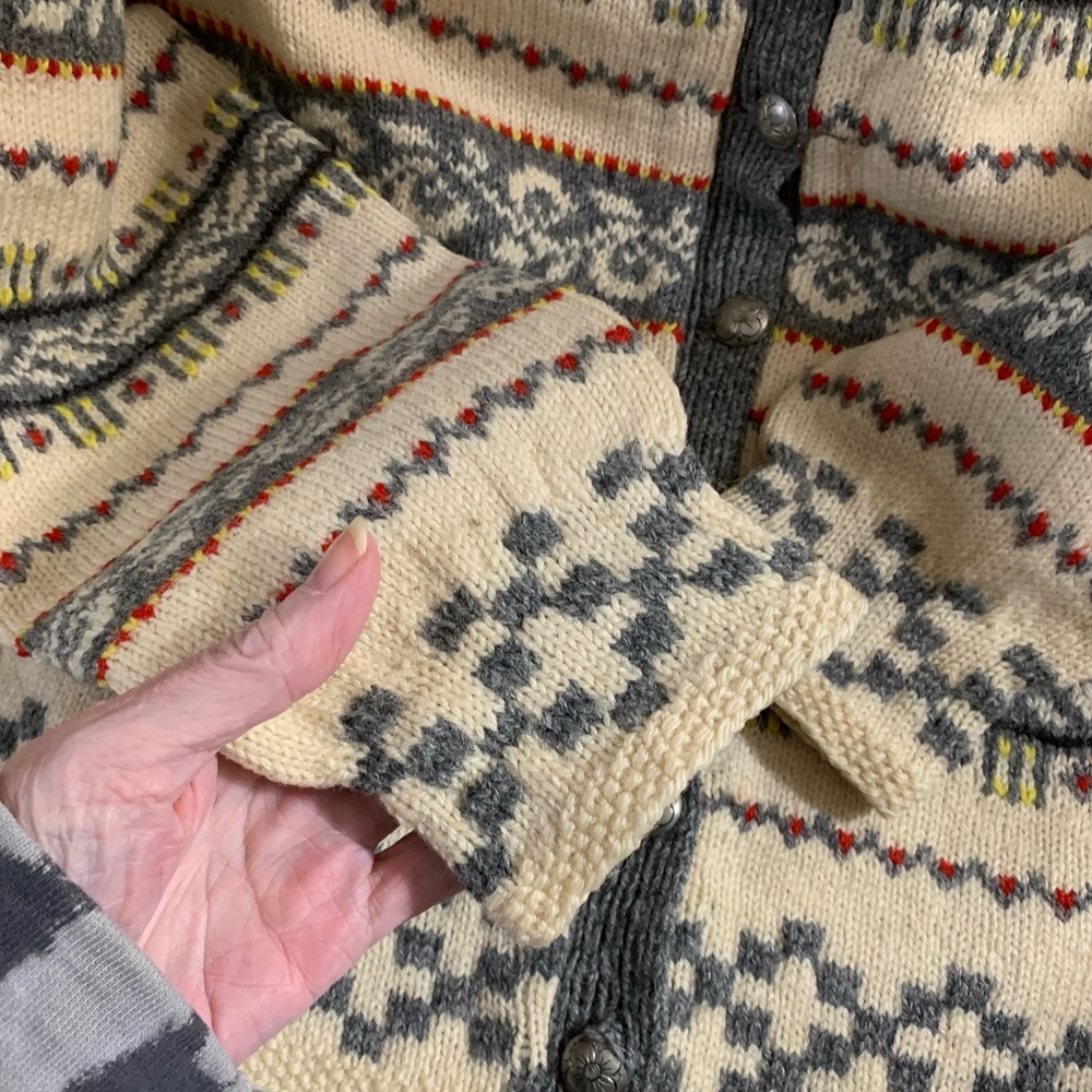 Women's Hand Sewn Cardigan - Picture 6 of 8